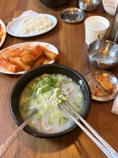고바우설렁탕 음식