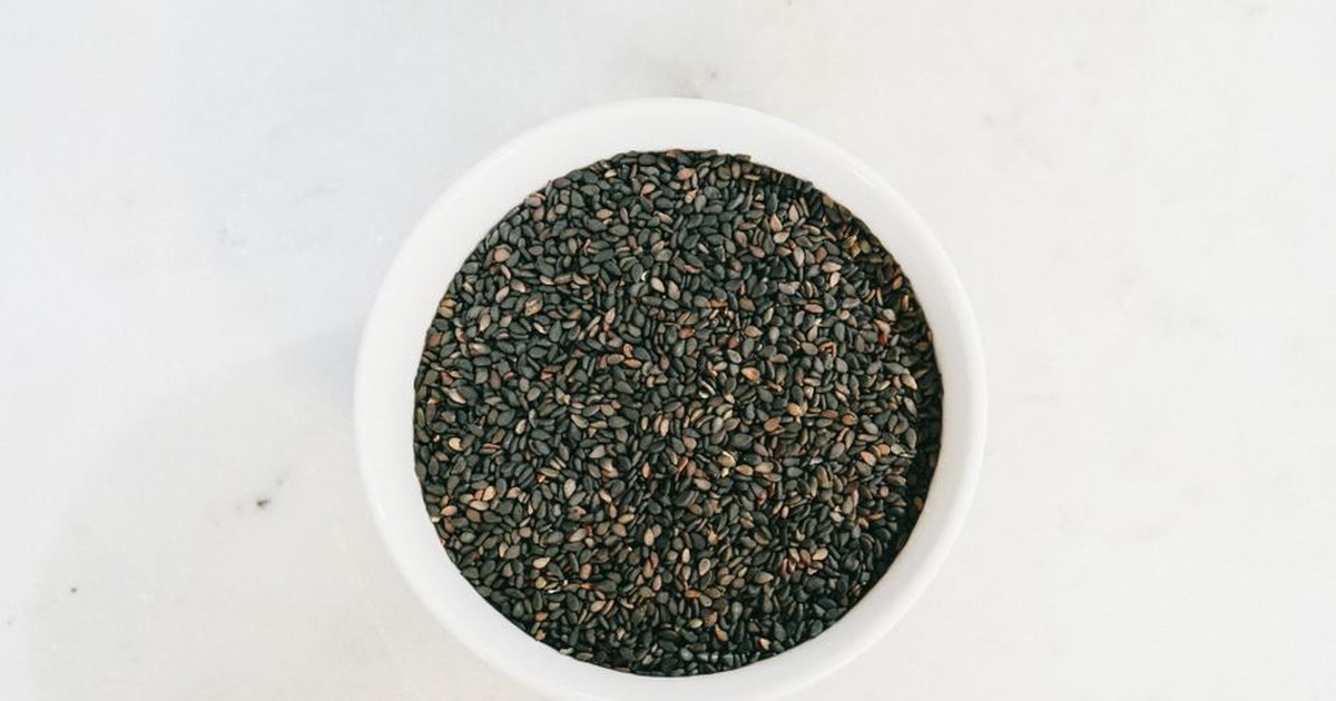 roasted sesame seeds