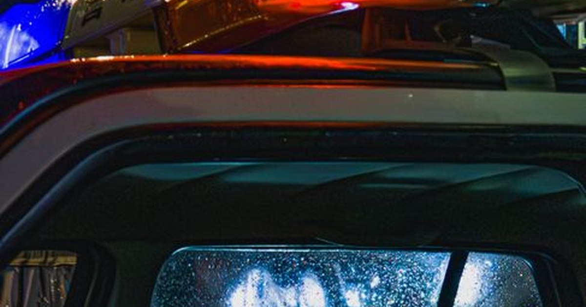 south korean police station patrol car