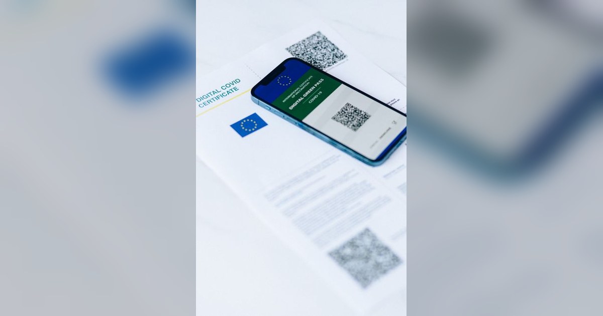 smartphone identity card